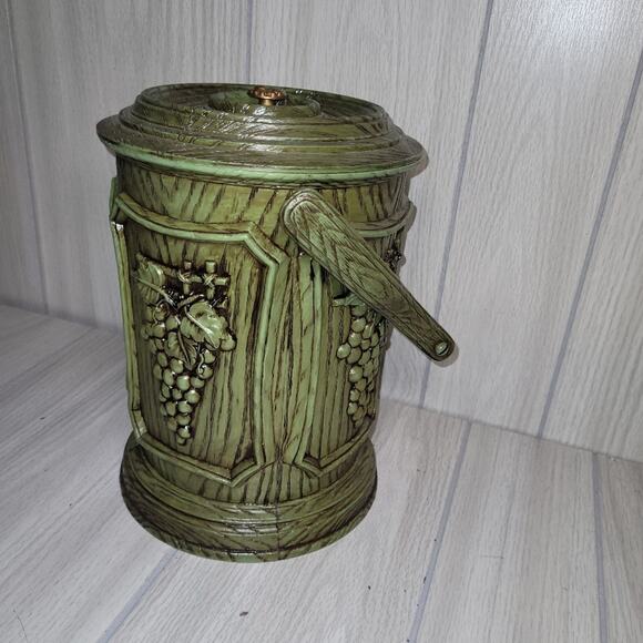 Vintage MCM Avacado Green Faux Wood Grain Grape Motif Ice Wine Bucket - Picture 9 of 9